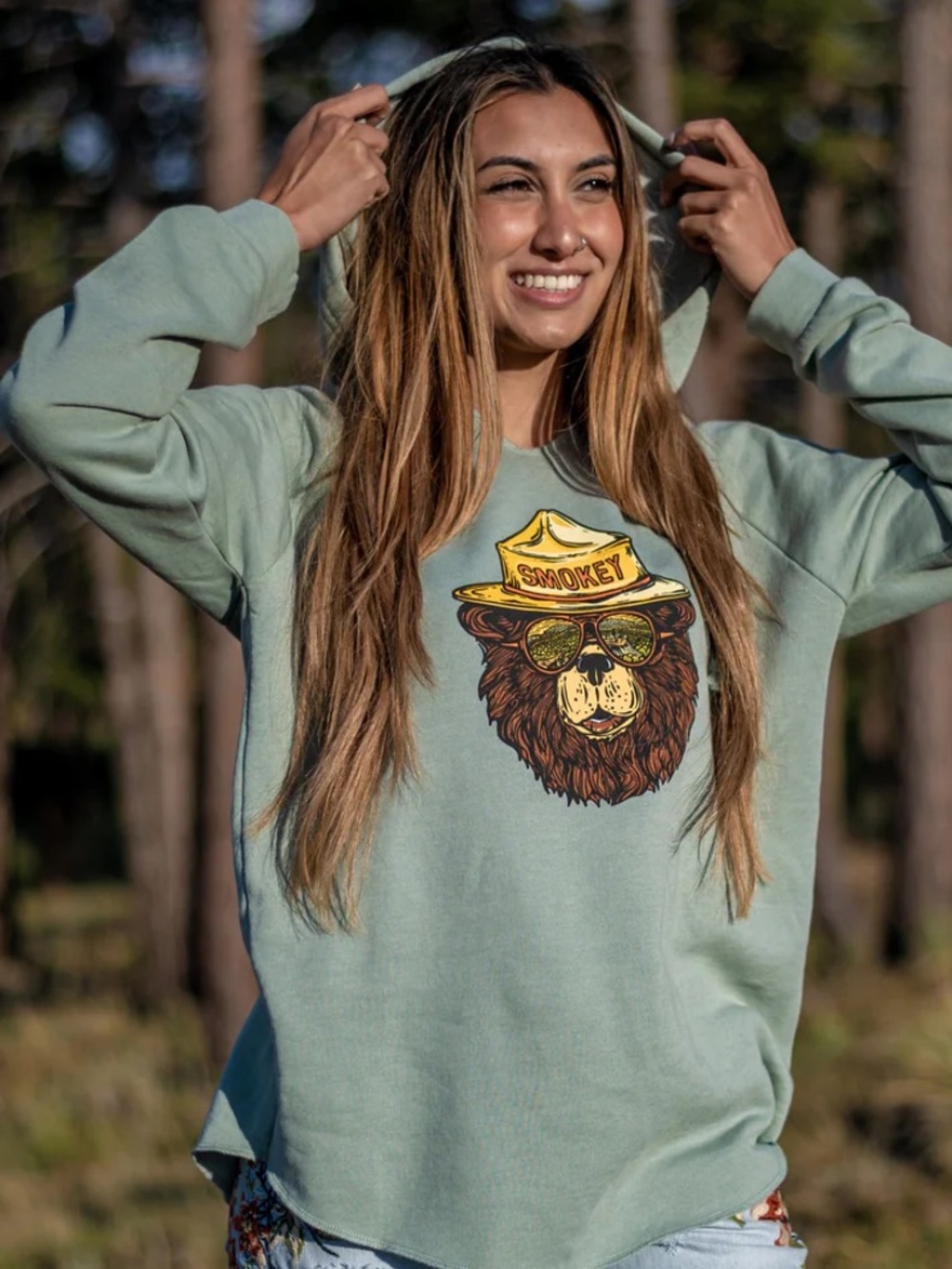 Wild tribute Groovy Smokey Bear Bear Women's Cut Hoodie medium